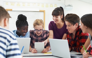 Bridging Learning Theory, Instruction, and Technology (Accelerating), Bridging Learning Theory, Instruction, and Technology (Accelerating)
